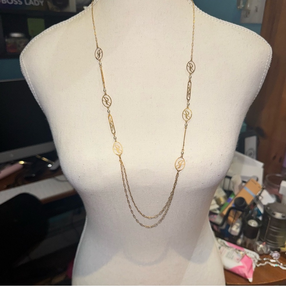 Avon initial touch necklace - Picture 5 of 5